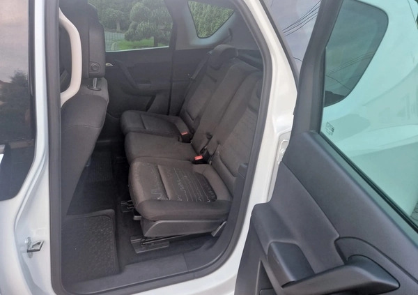 Opel Meriva cena 32600 przebieg: 149600, rok produkcji 2014 z Darłowo małe 79